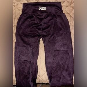 PINK Victoria's Secret Ribbed Maroon leggings